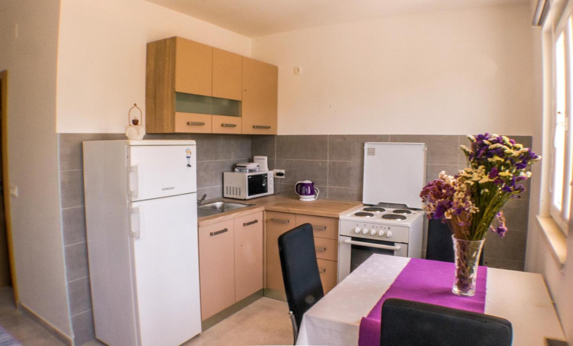 Apartments Frano Ropa Exterior photo